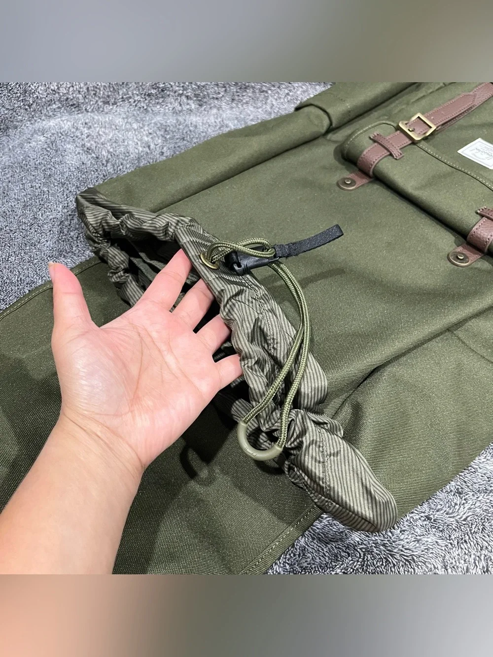 Herschel Little America Backpack Ivy green/ army green